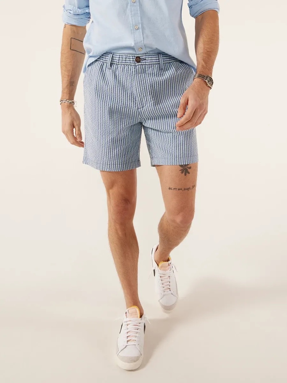 Chubbies The Bushwoods 5.5” Seersucker Stretch Shorts in Blue Stripe Size Small